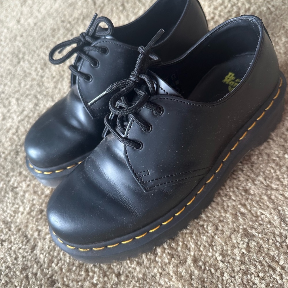 Dr martens black leather oxfords